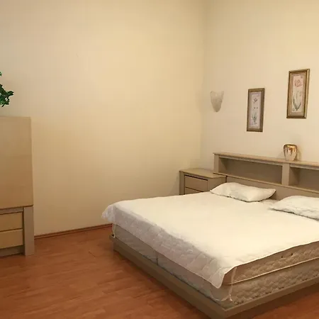 Apartment Stasja *